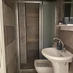 Hotel Lotus 4 Mevsim