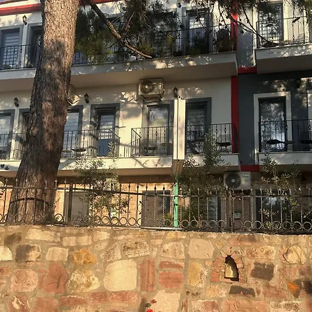 Lotus 4 Mevsim Ayvalik
