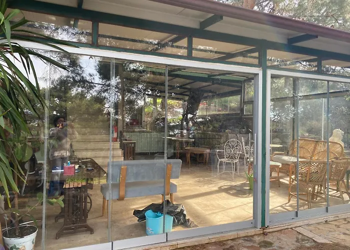 Lotus 4 Mevsim فندق